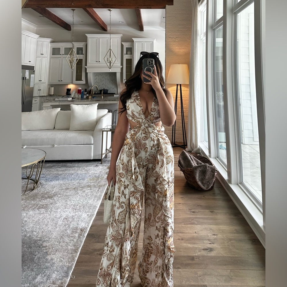 White/Beige Jumpsuit